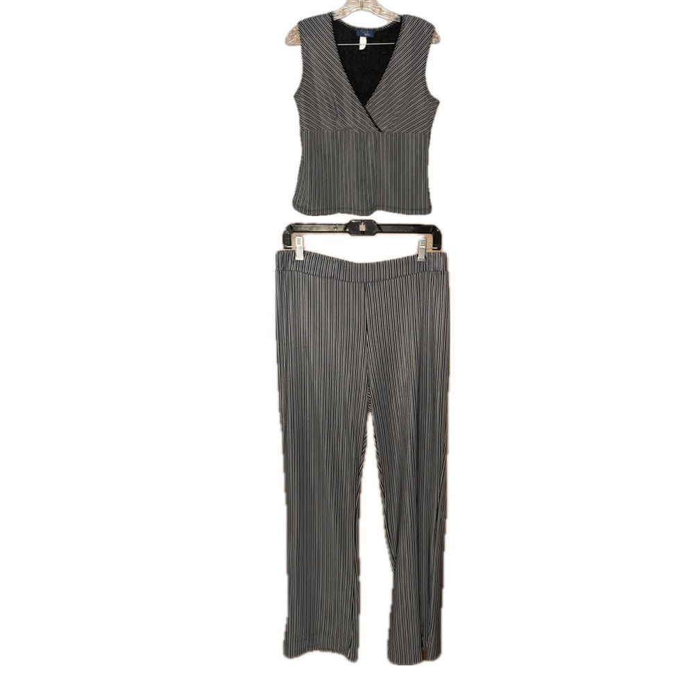 Vintage Rag Black White Gray Pinstripe Top and Pants Set Size Large